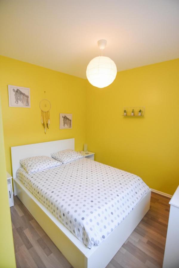 Appartement "Le Terminus " Gare-Cosy-Wifi 6 Personnes Saint-Quentin  Eksteriør bilde